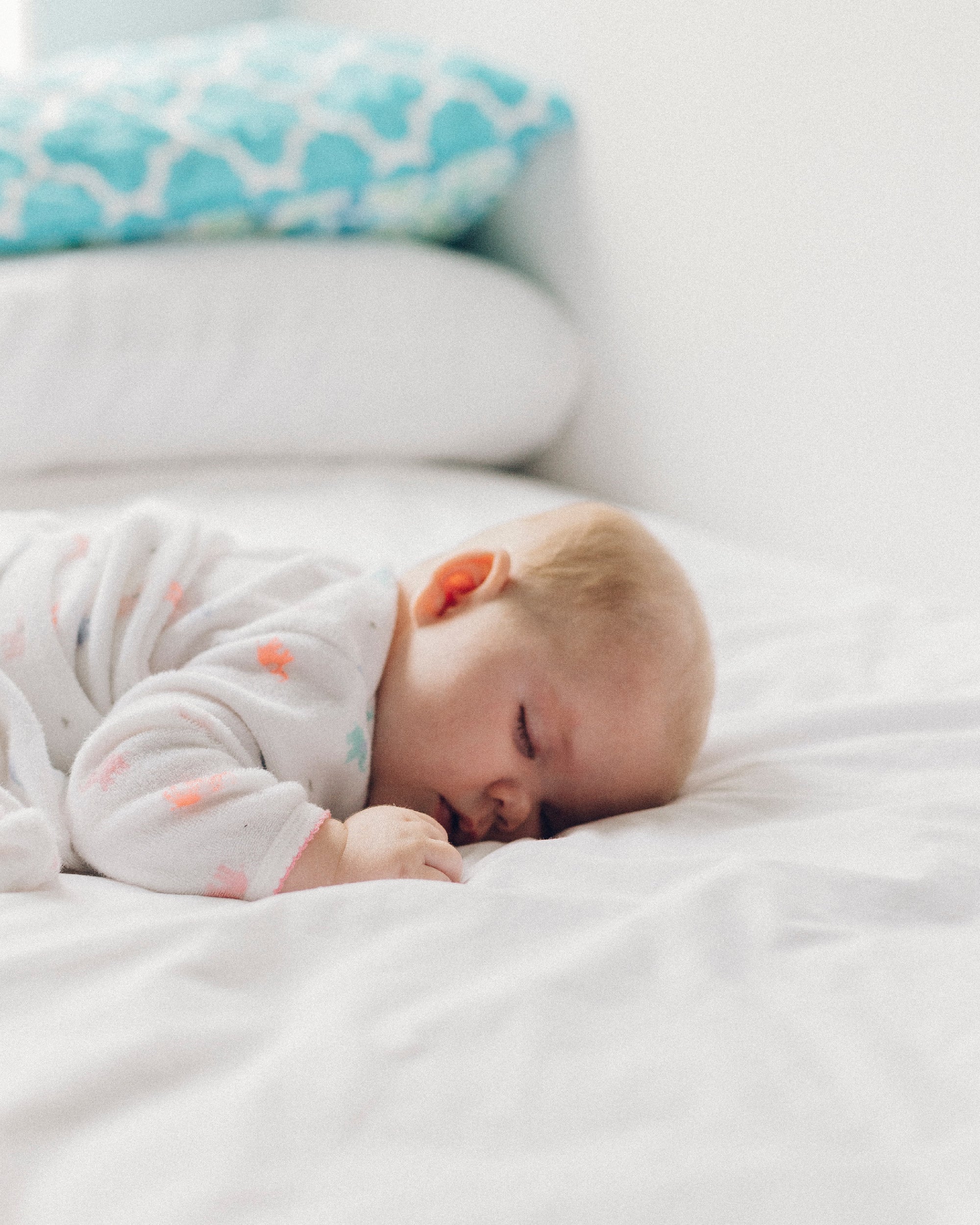 4 Tips for Helping Baby Get to Sleep…and a Product Must Have for Exhausted Moms (and Dads)