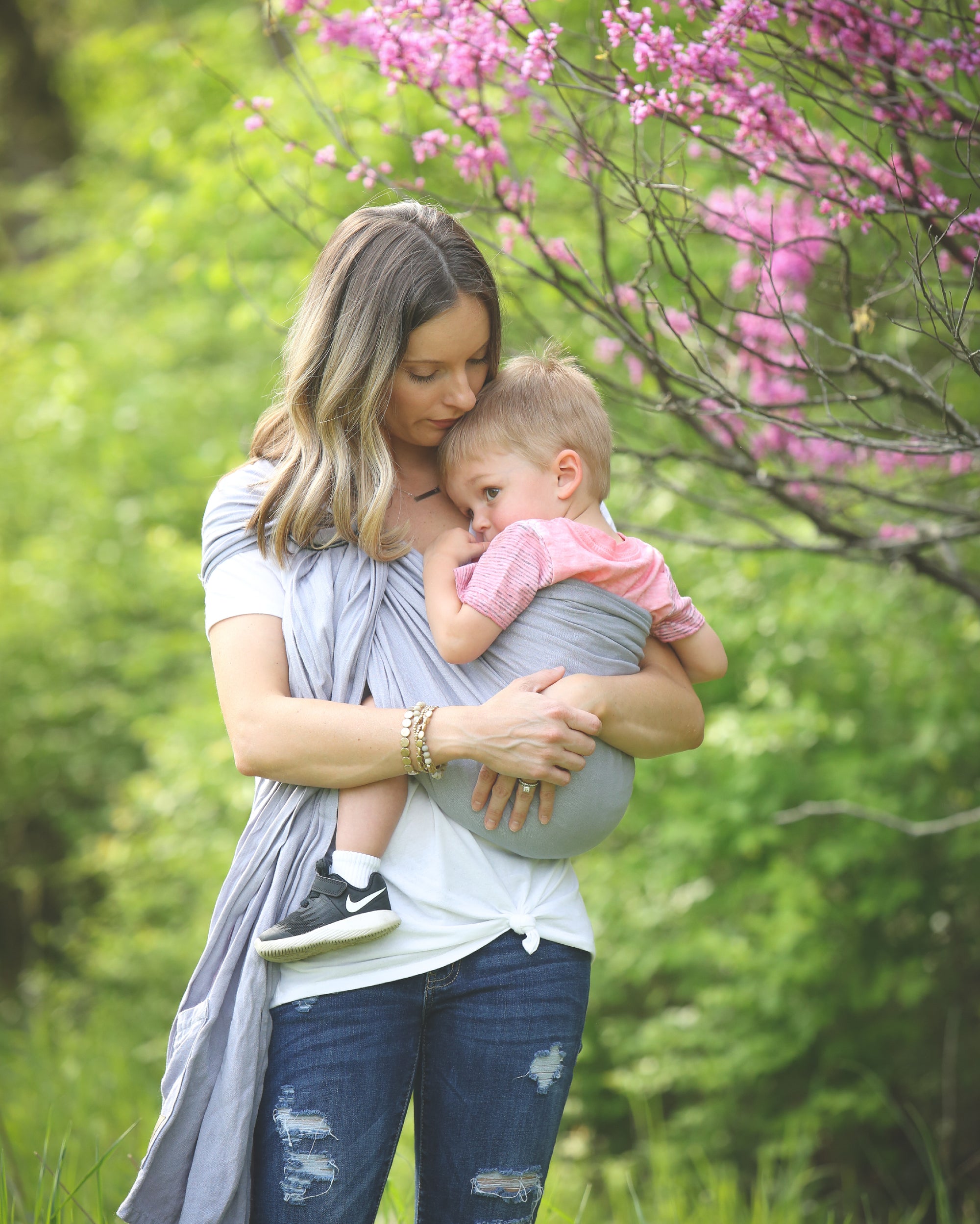 Spring Forward with Babywearing: Outdoor Adventures Await!